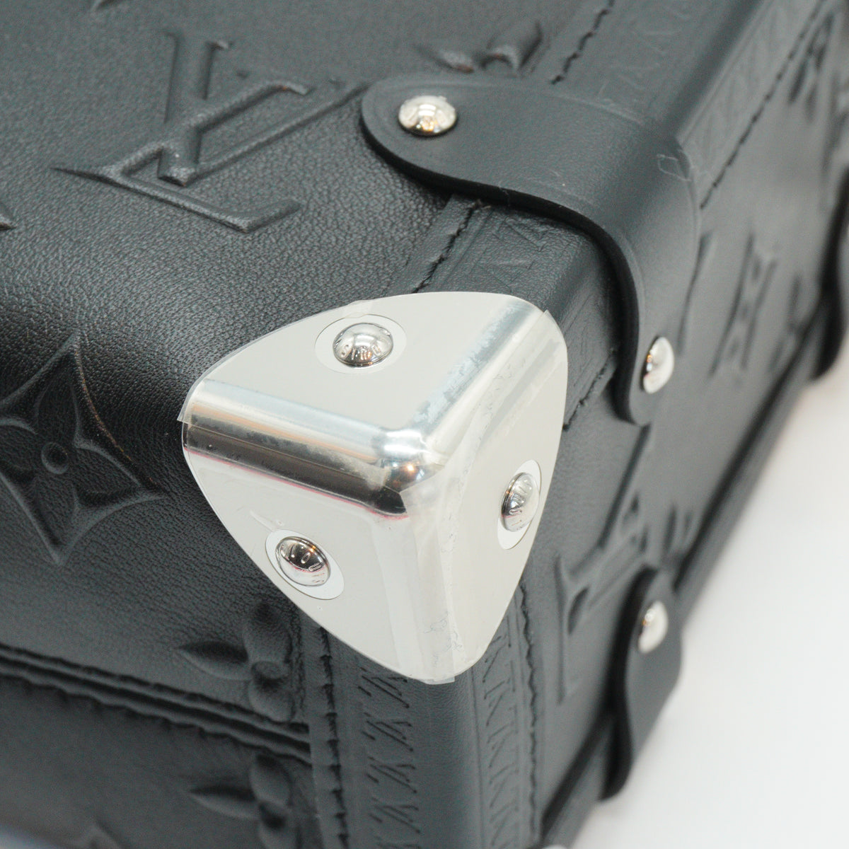 Louis Vuitton Side Trunk MM Black SHW