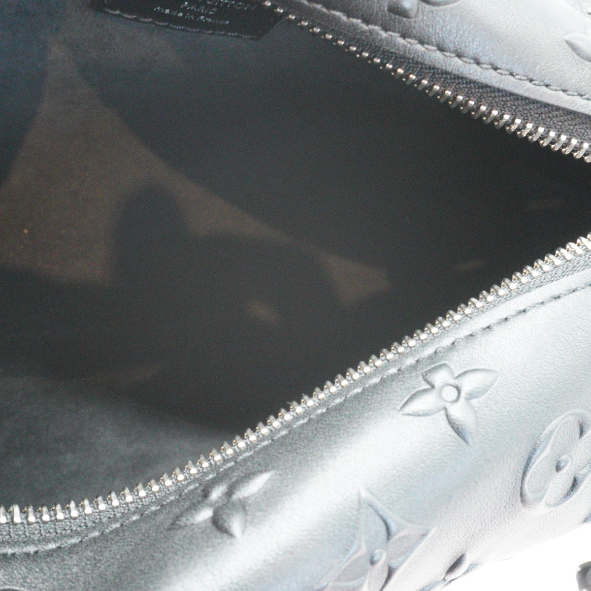 Louis Vuitton Side Trunk MM Black SHW
