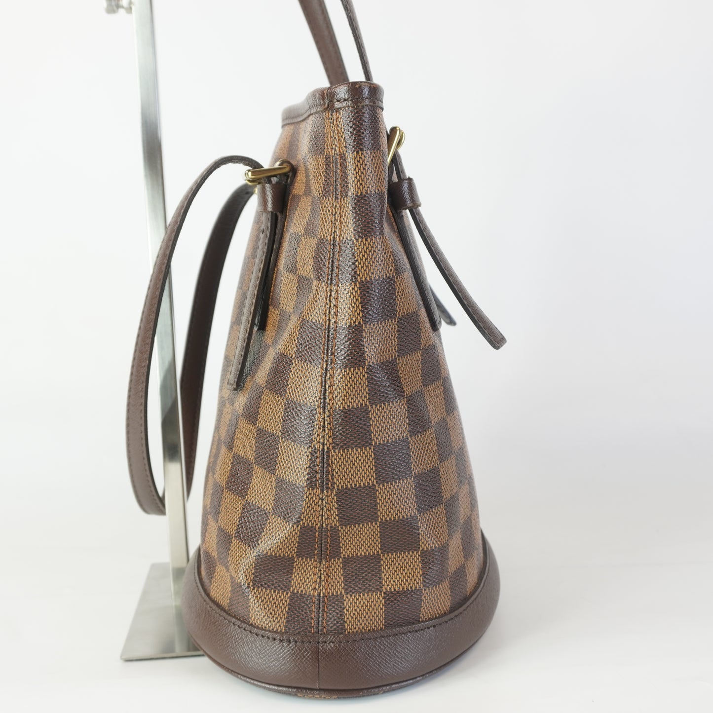 Louis Vuitton	Marais Bucket Bag Damier Ebene
