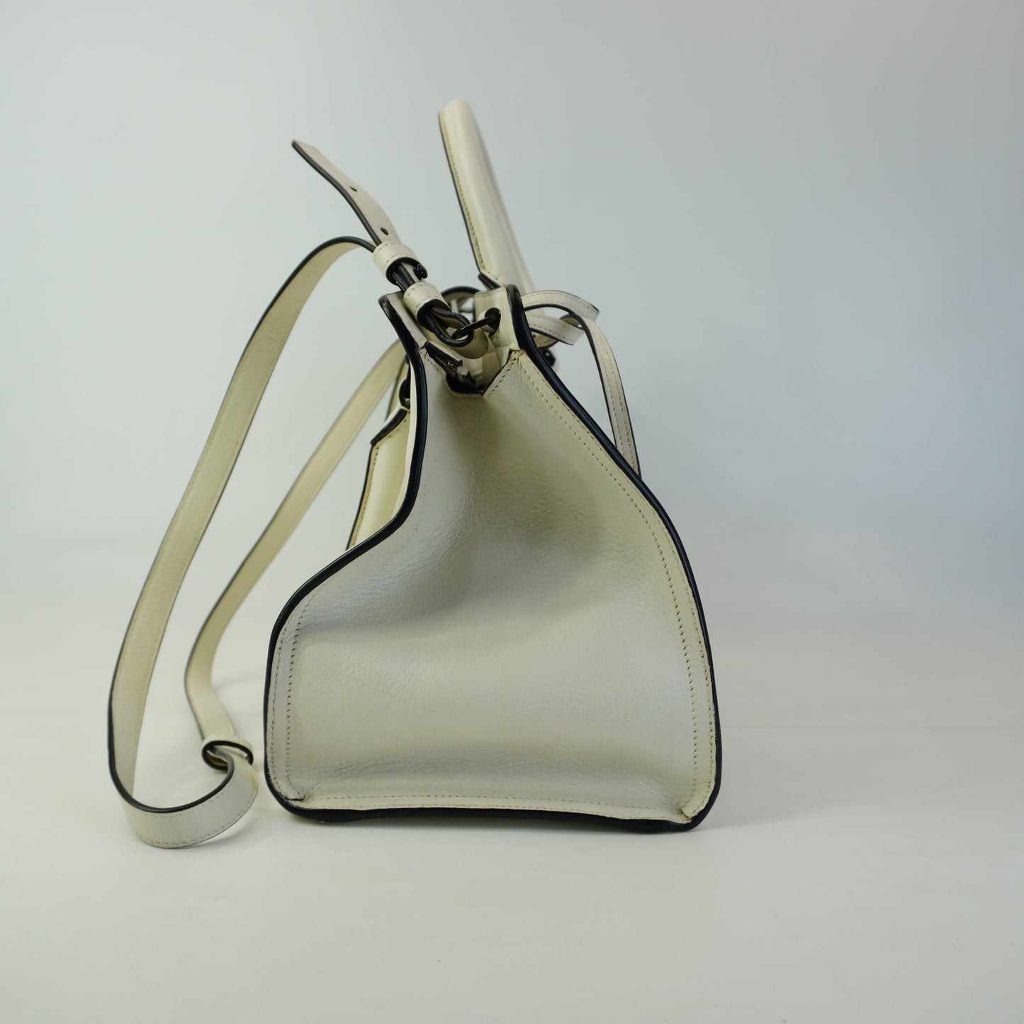 YSL	Cabas White Medium (Recolored)