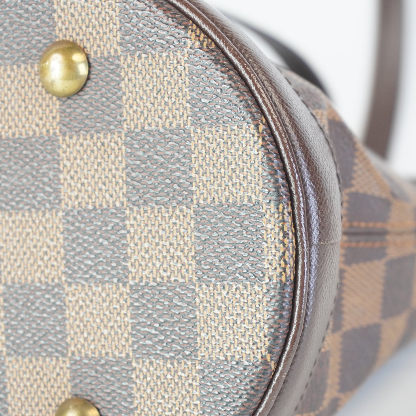 Louis Vuitton	Marais Bucket Bag Damier Ebene