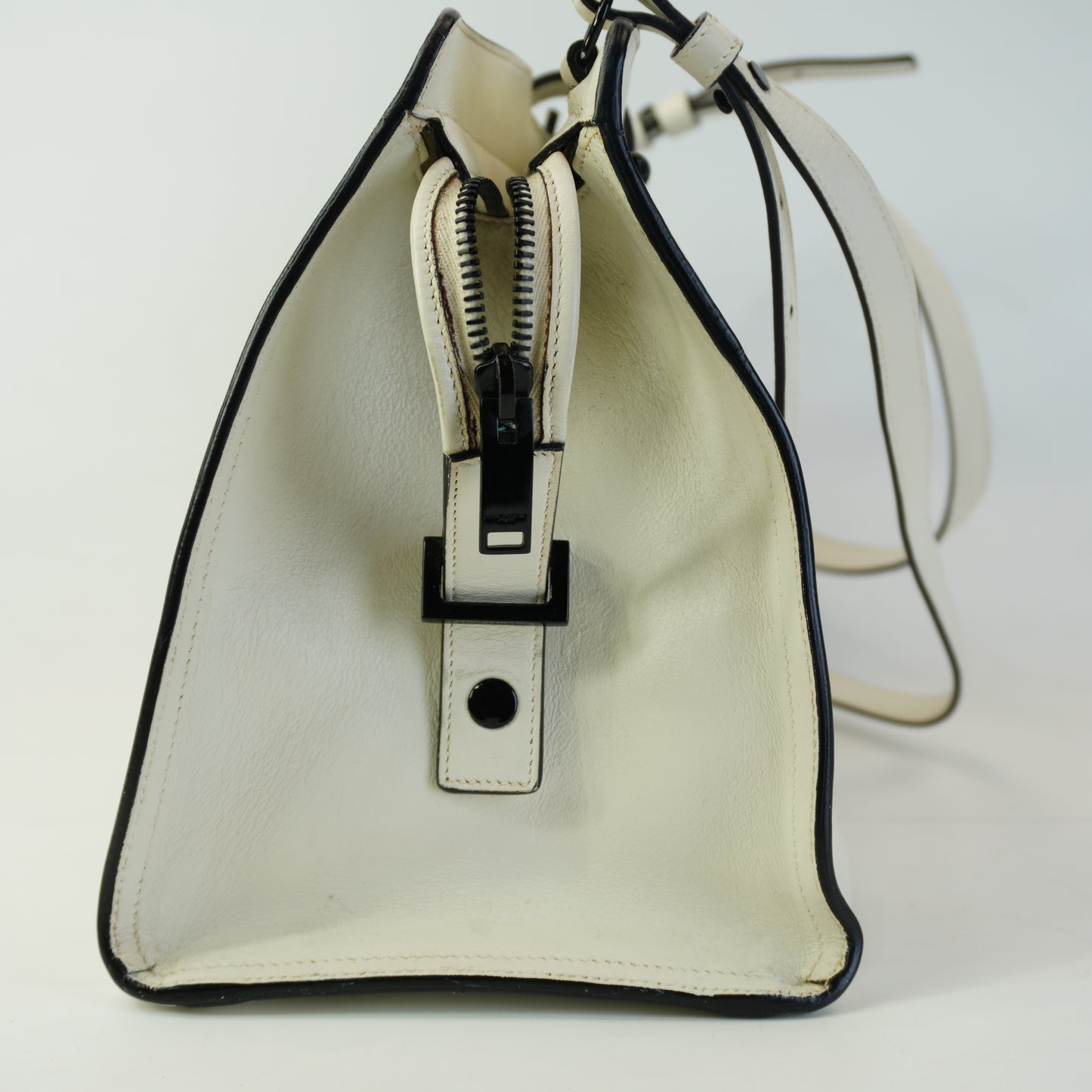 YSL	Cabas White Medium (Recolored)