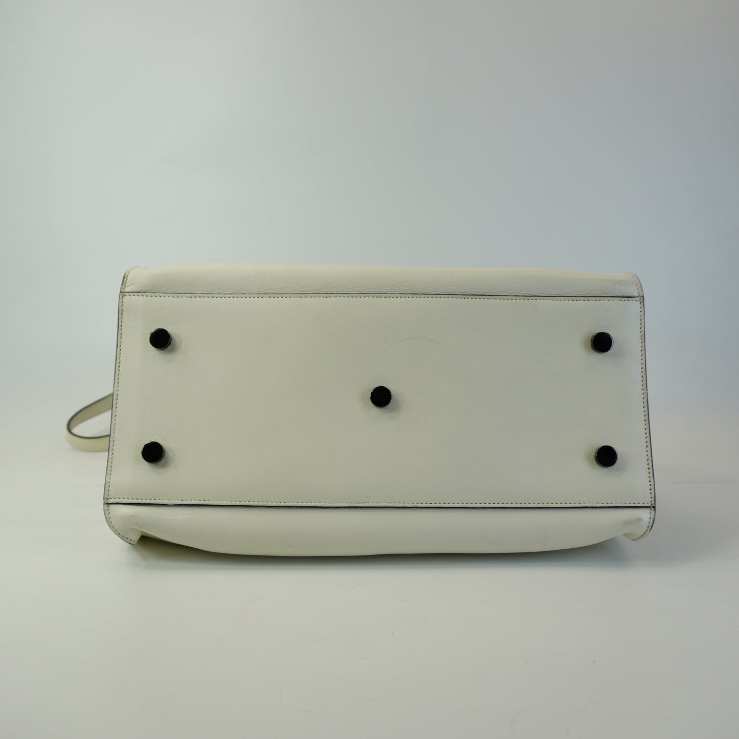 YSL	Cabas White Medium (Recolored)