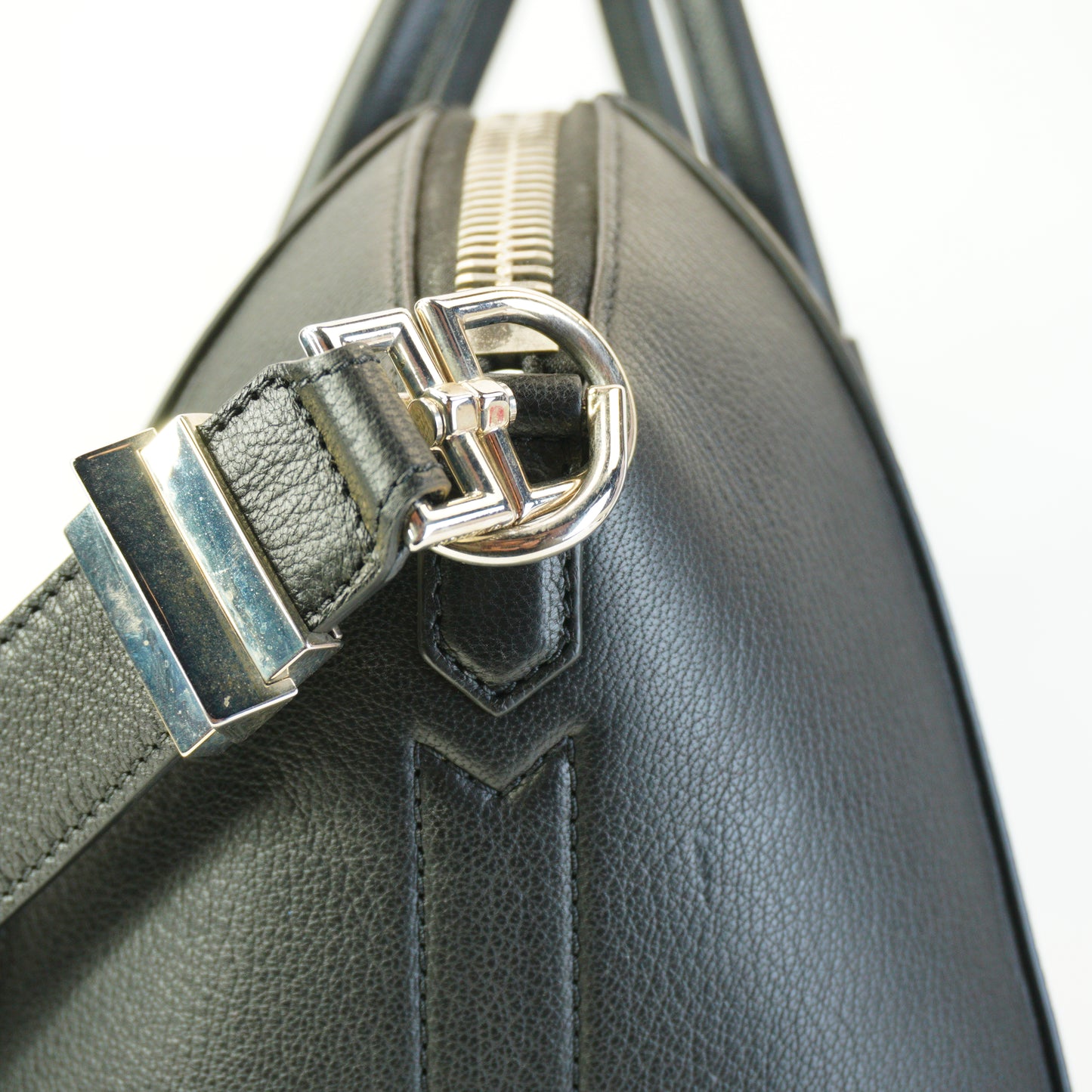 Givenchy Antigona Bag Black Medium