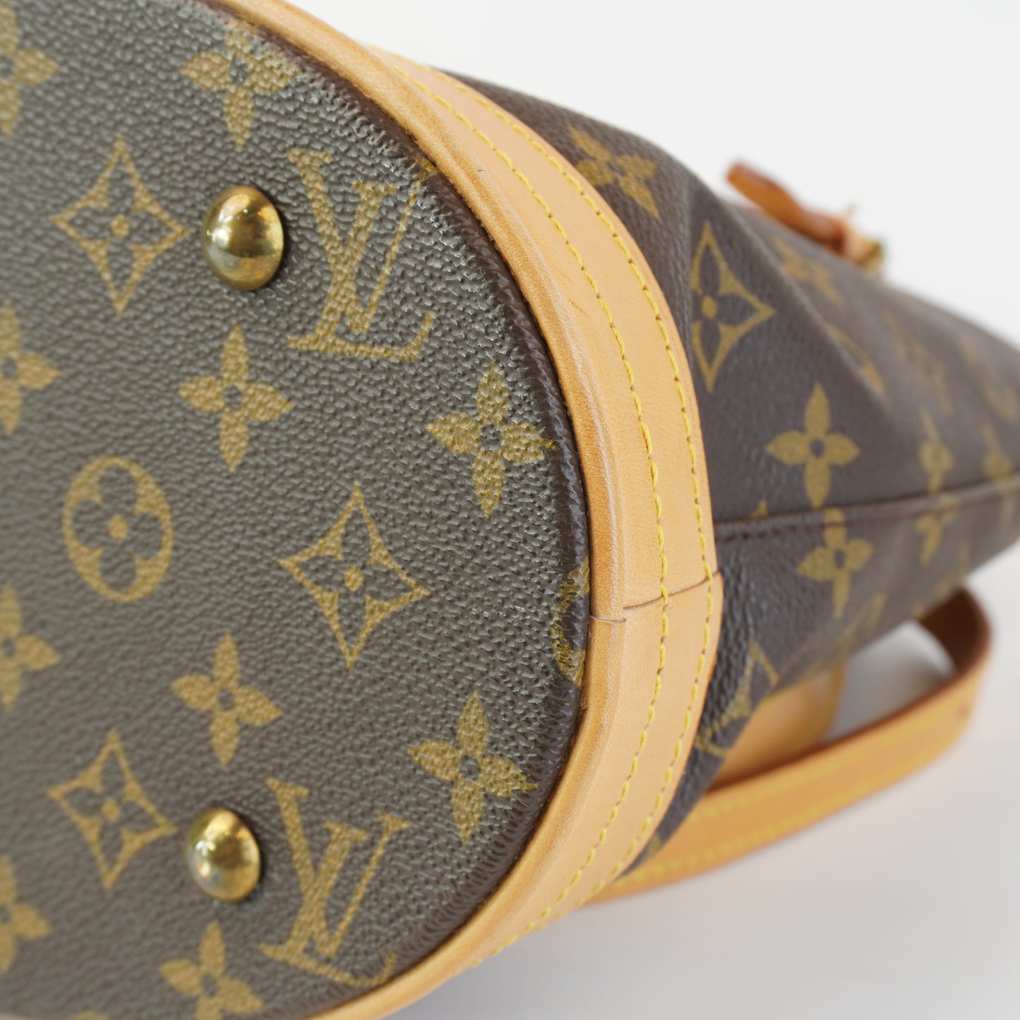 Louis Vuitton	Monogram Bucket