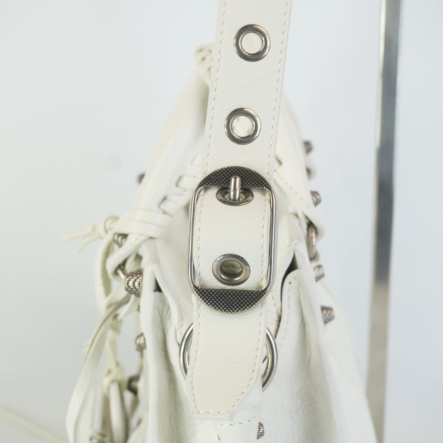 Balenciaga Neo Cagole Handbag SHW Medium