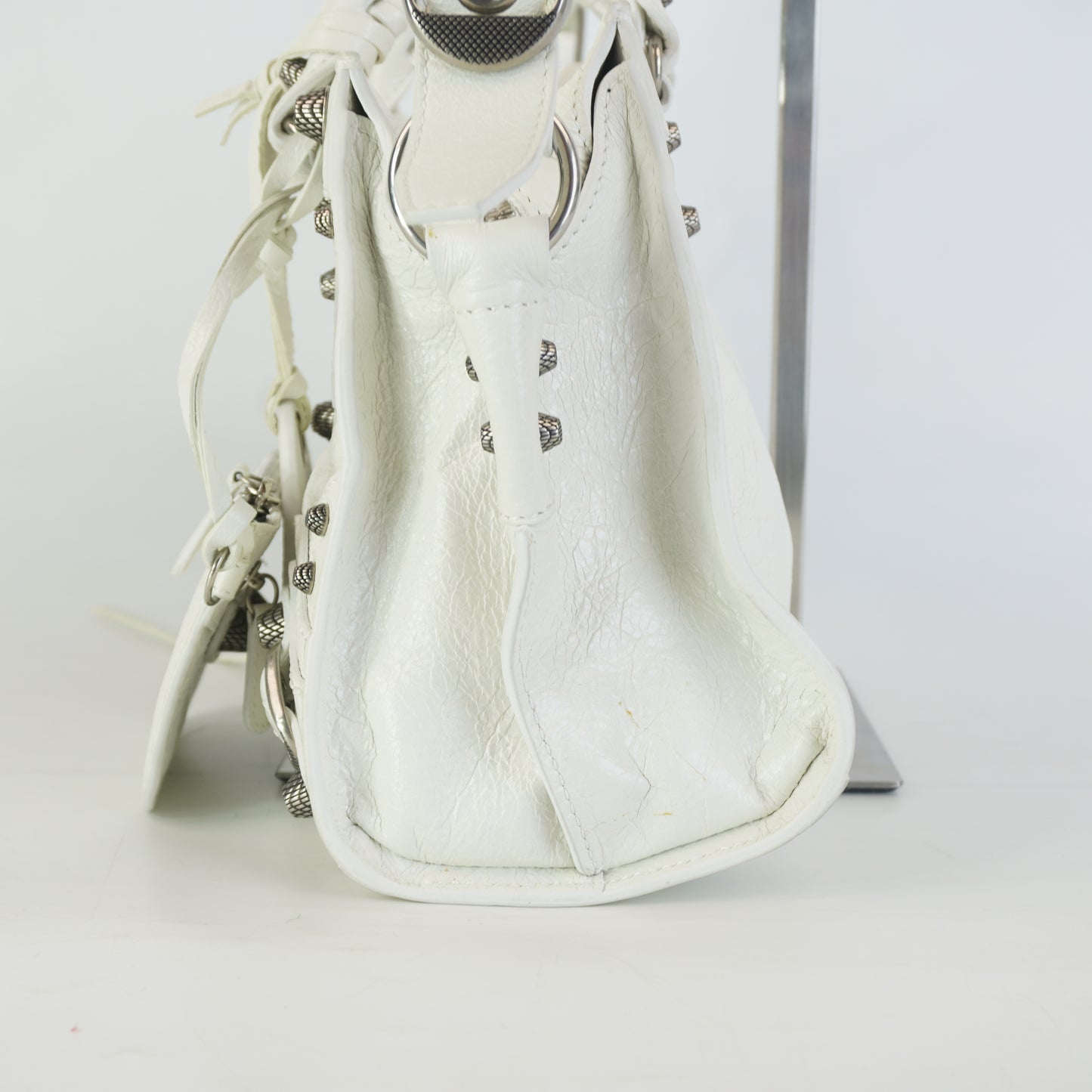 Balenciaga Neo Cagole Handbag SHW Medium