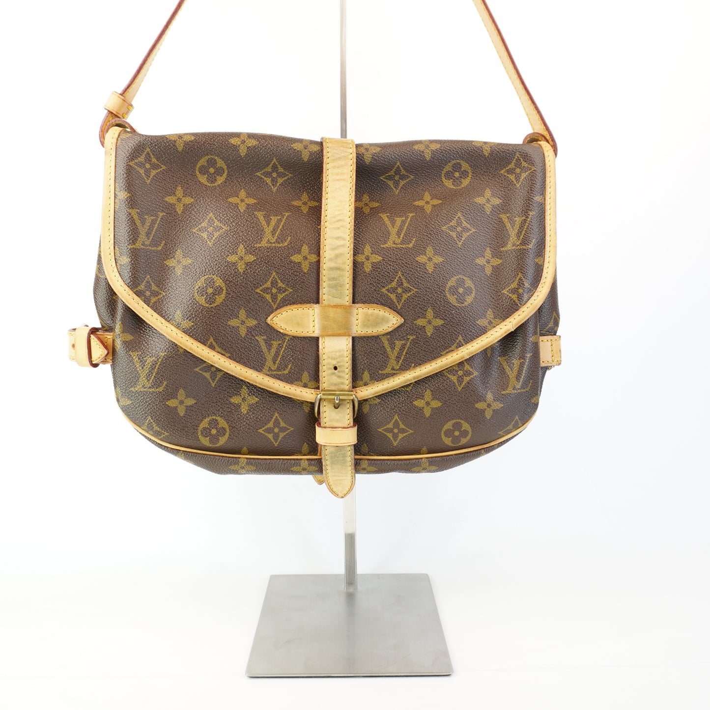 Louis Vuitton	Saumar