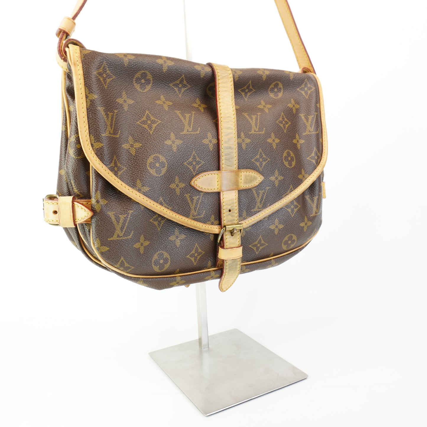 Louis Vuitton	Saumar