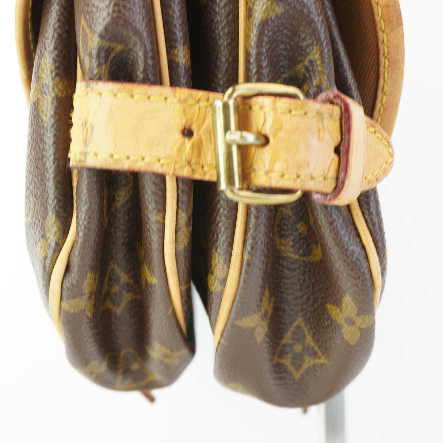 Louis Vuitton	Saumar