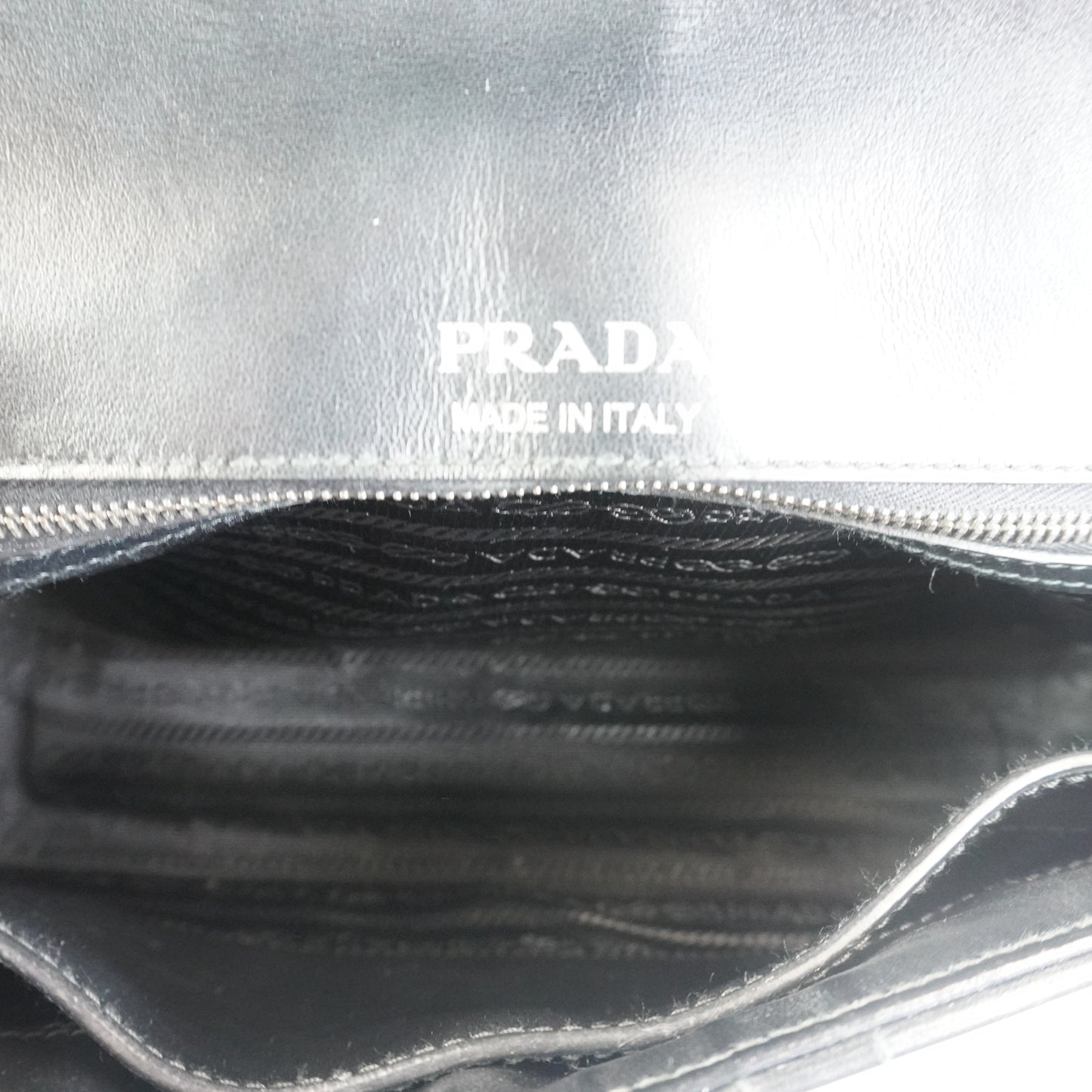 Prada Diagramme Medium SHW