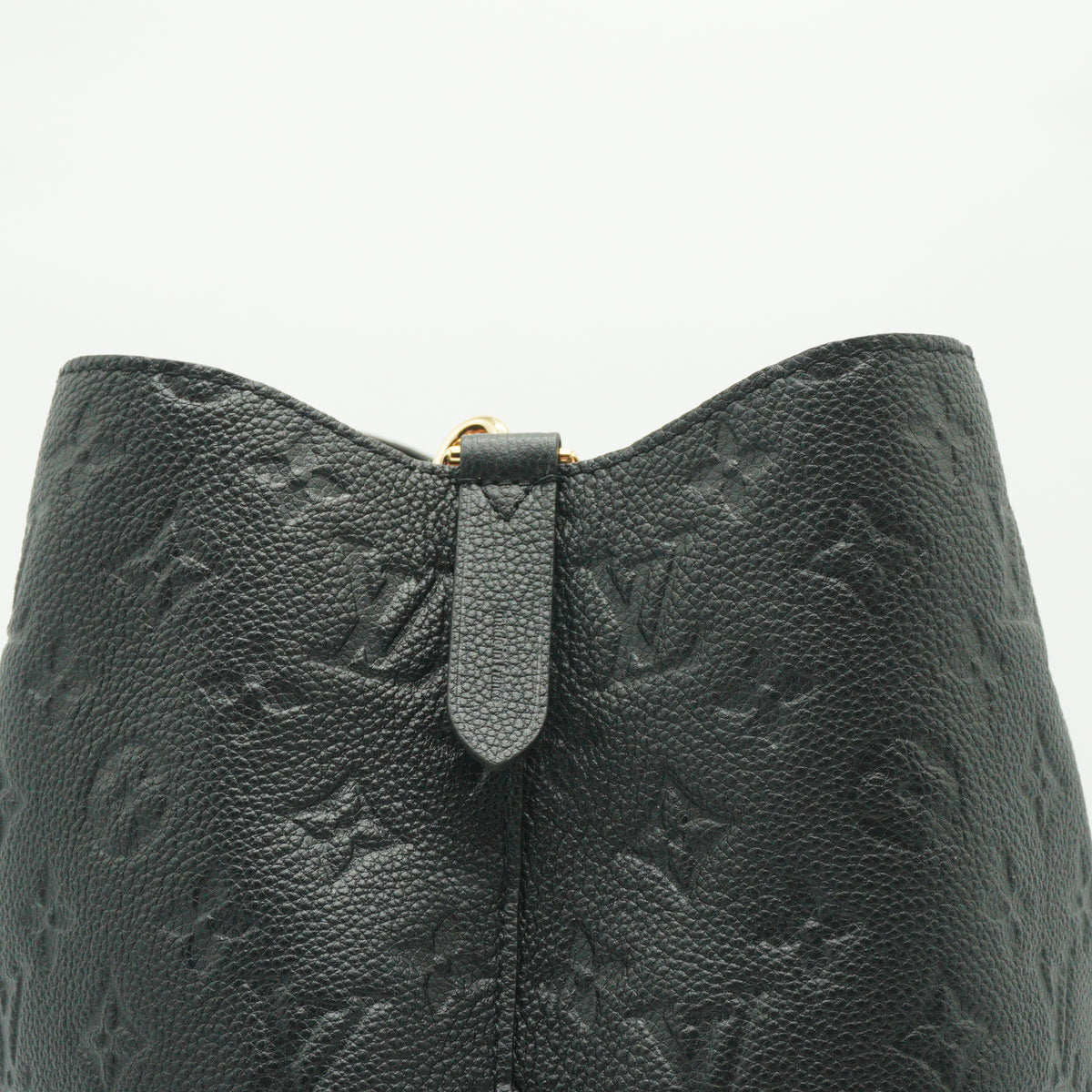 Louis Vuitton	NeoNoe Monogram Empreinte MM Black GHW