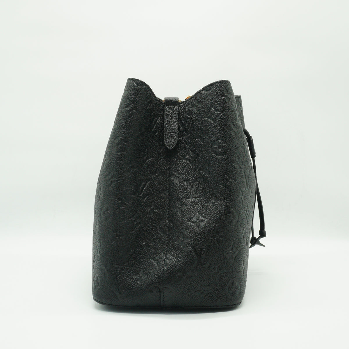 Louis Vuitton	NeoNoe Monogram Empreinte MM Black GHW