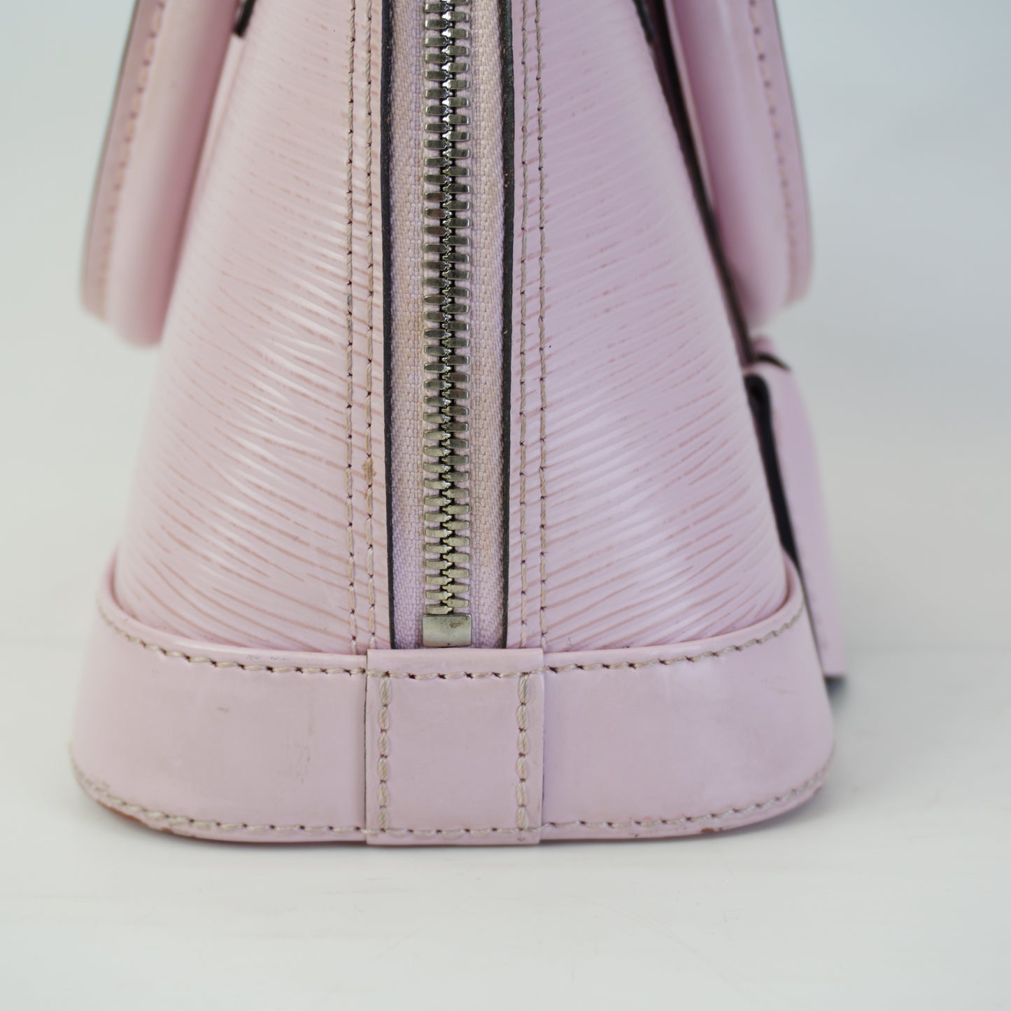 Louis Vuitton	Alma BB Rose Ballerine SHW