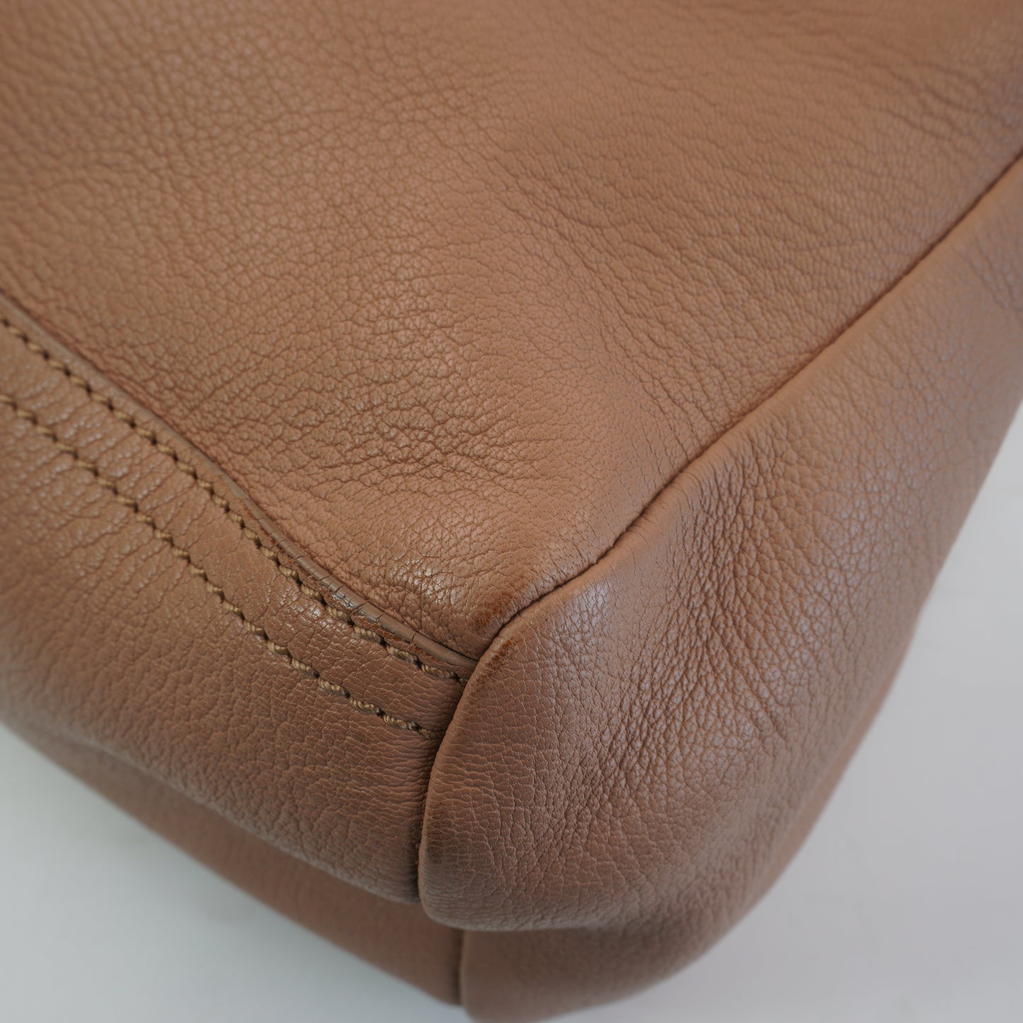 Givenchy	Pandora Small Beige SHW