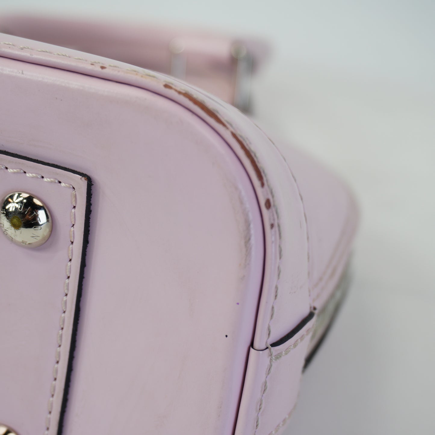 Louis Vuitton	Alma BB Rose Ballerine SHW