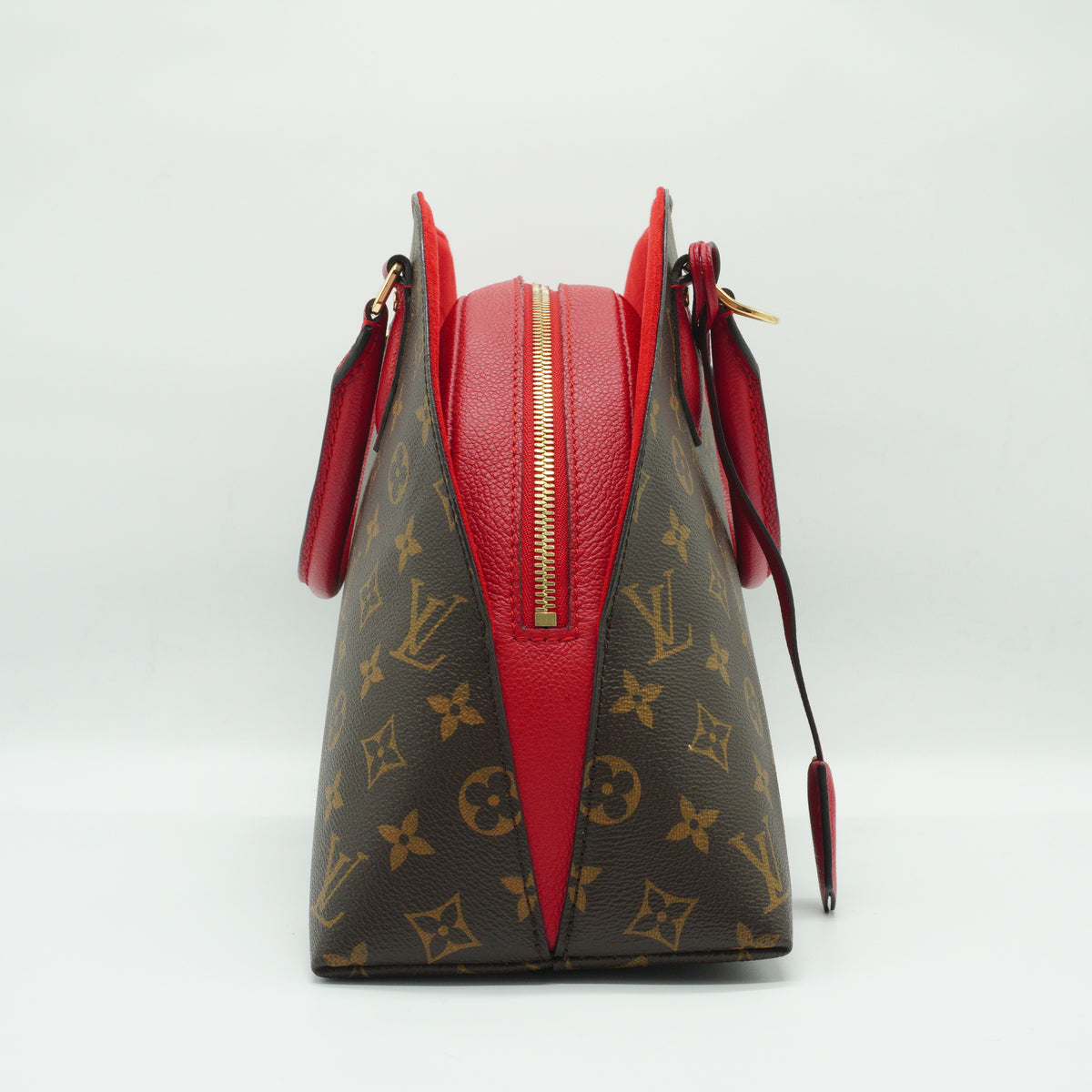 Louis Vuitton	Alma BNB Medium Handbag Monogram Red Trims GHW