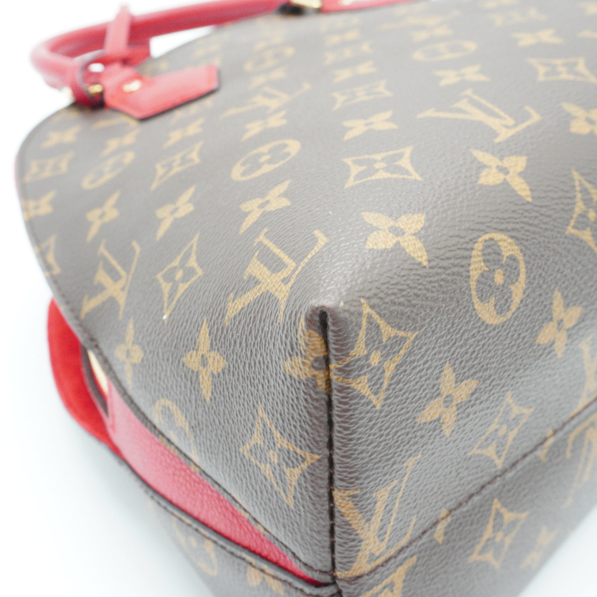 Louis Vuitton	Alma BNB Medium Handbag Monogram Red Trims GHW