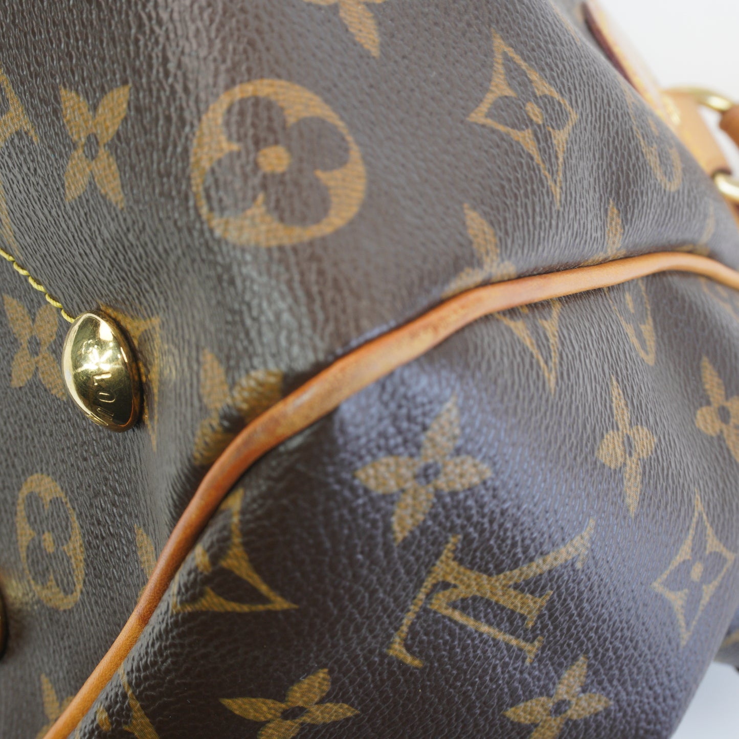Louis Vuitton	Tivoli PM GHW