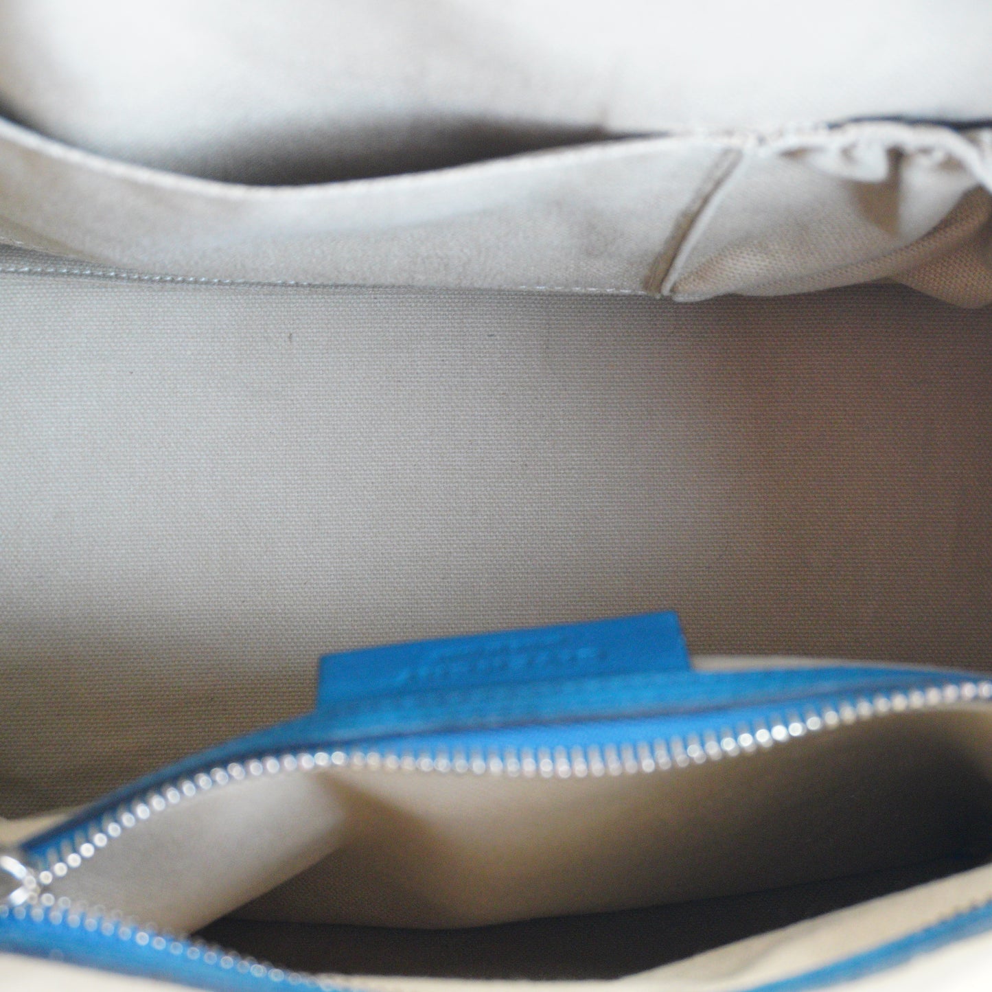 Givenchy Antigona small blue SHW