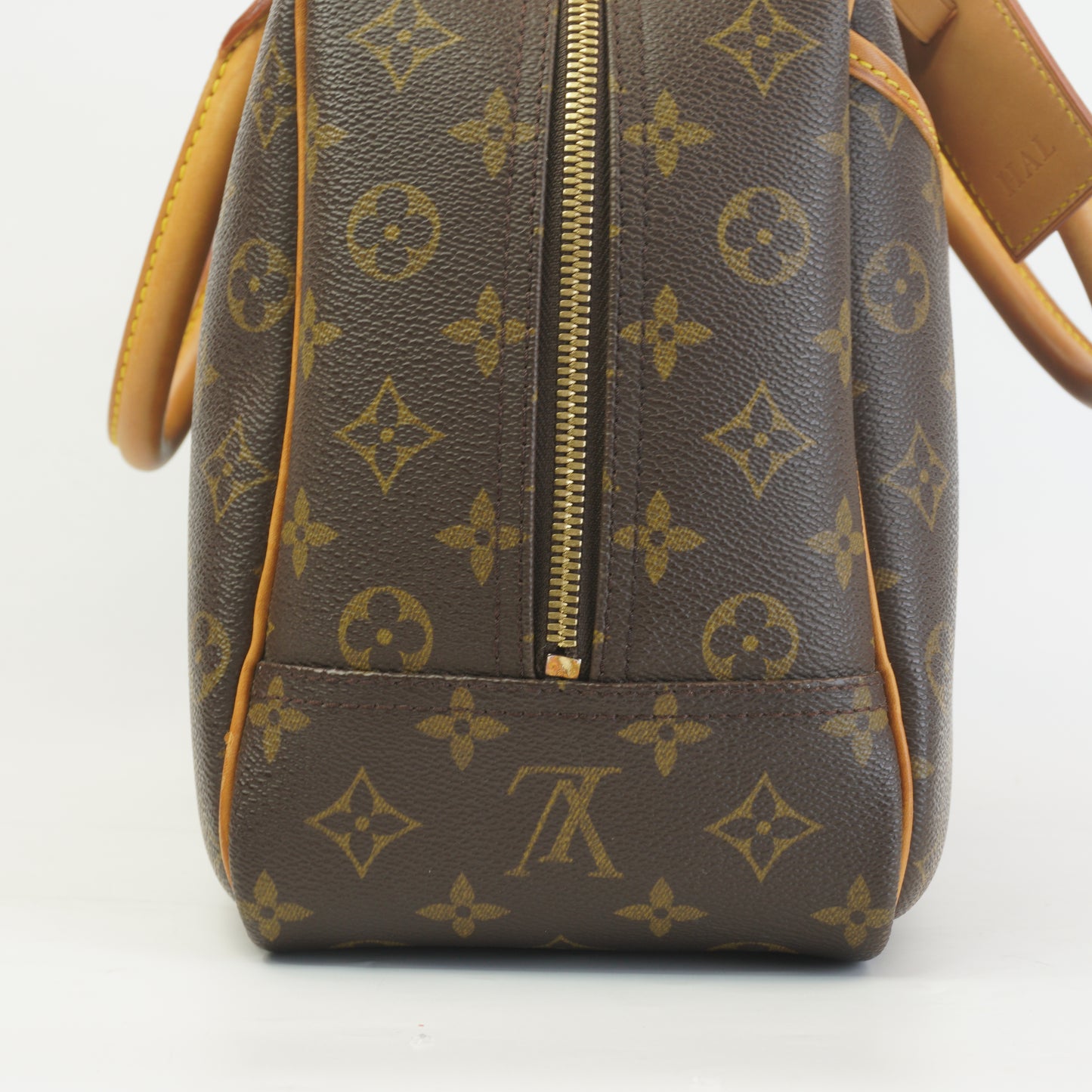 Louis Vuitton	Deauville SHW Medium