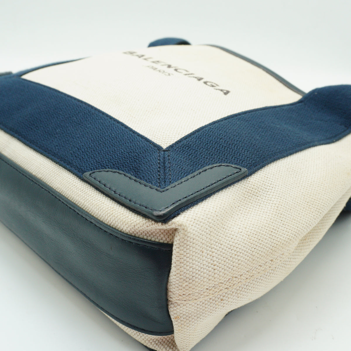 Balenciaga	Navy Cabas tote bag Small SHW
