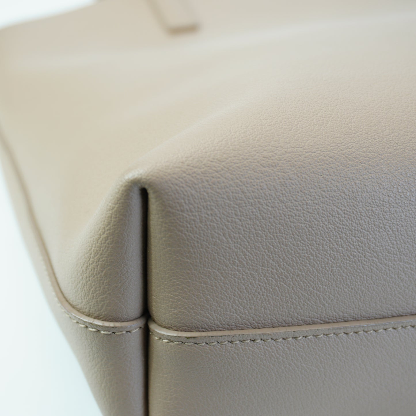 YSL	Toy Shopping Tote Beige SHW Small