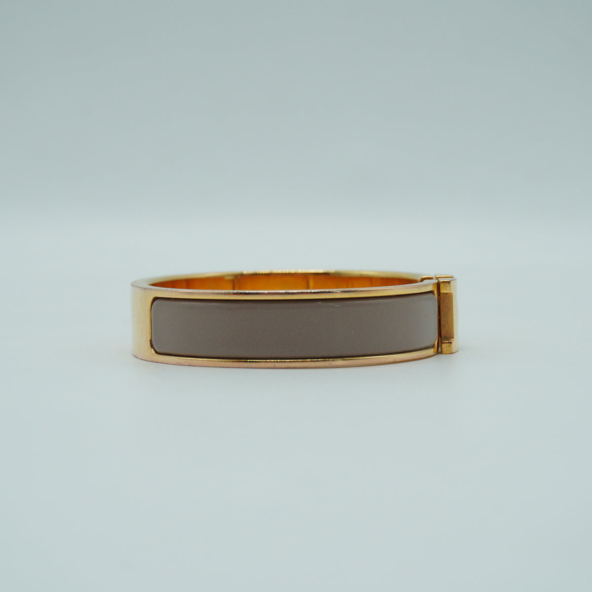 Hermes	Clic H Bracelet Taupe
