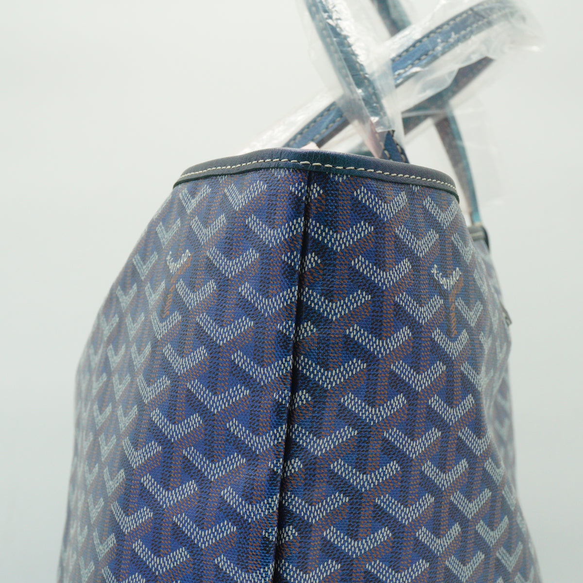 Goyard	Saint Louis PM Tote Pearly Blue