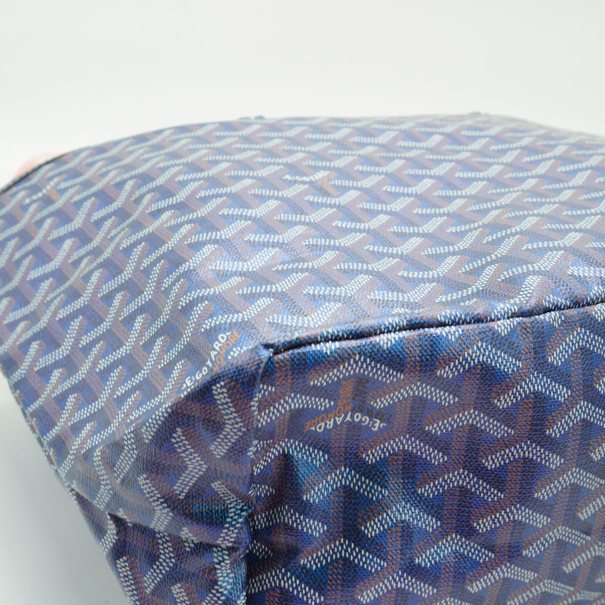 Goyard	Saint Louis PM Tote Pearly Blue