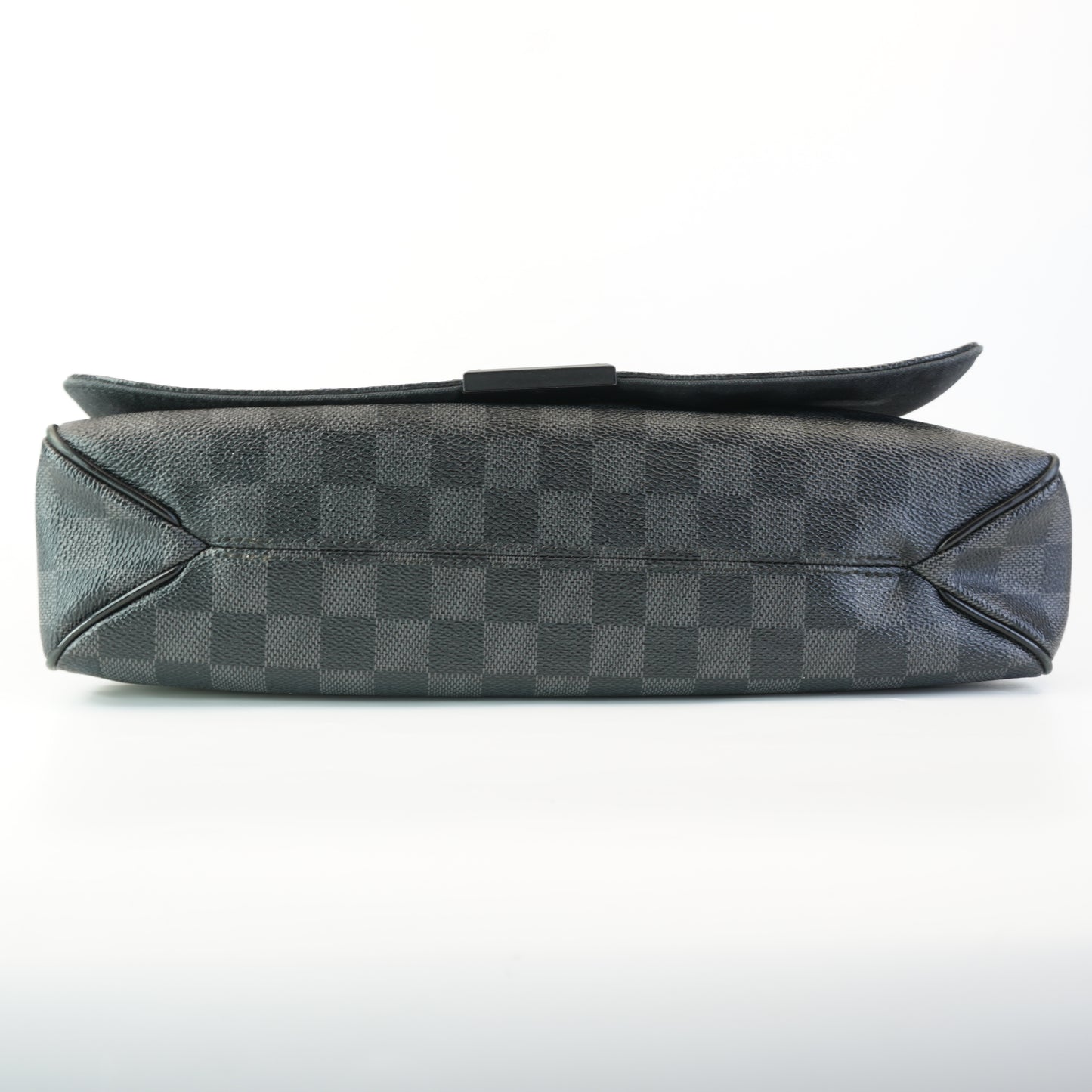 Louis Vuitton  For Men Messenger Bag MM