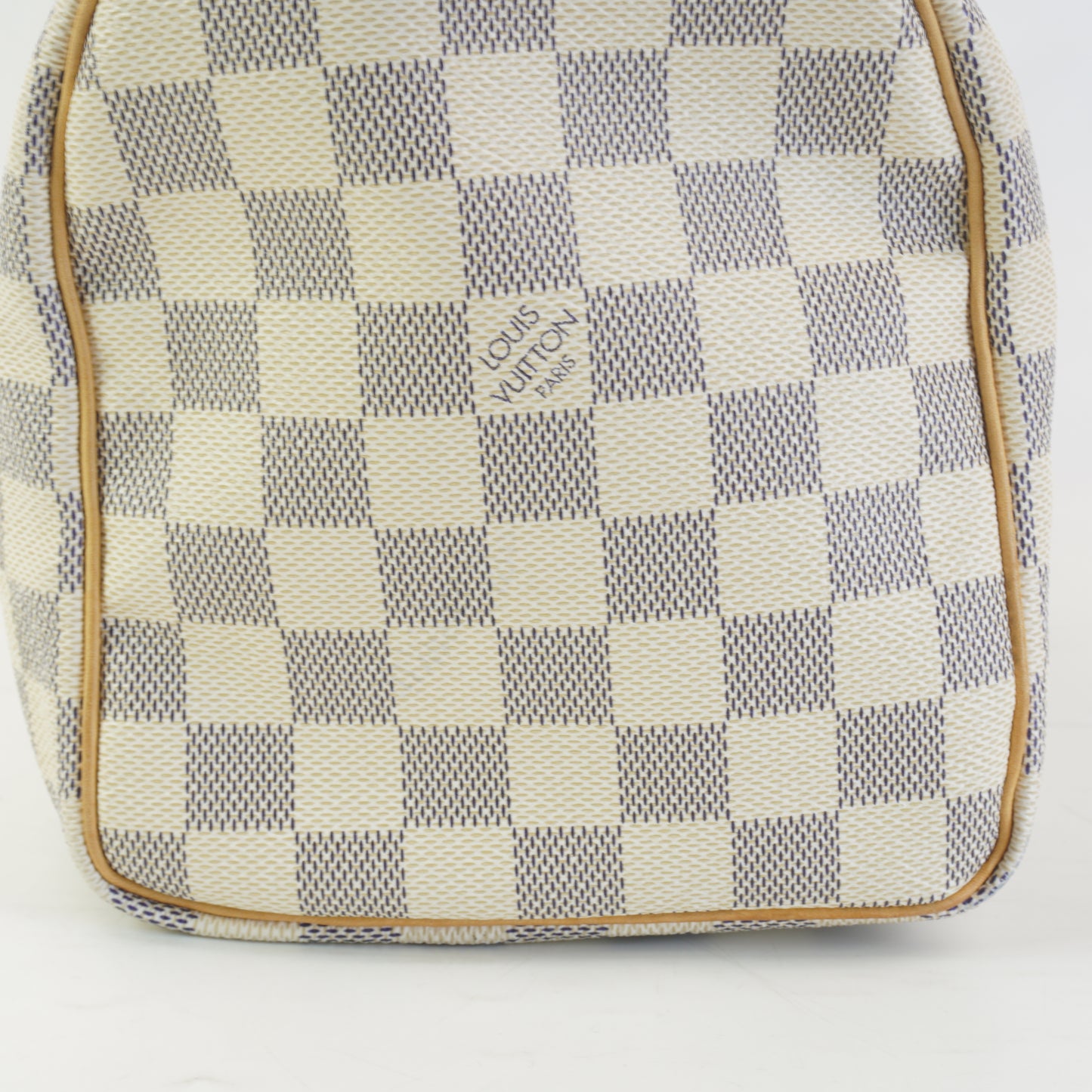 Louis Vuitton	Damier Azur Speedy 25 GHW