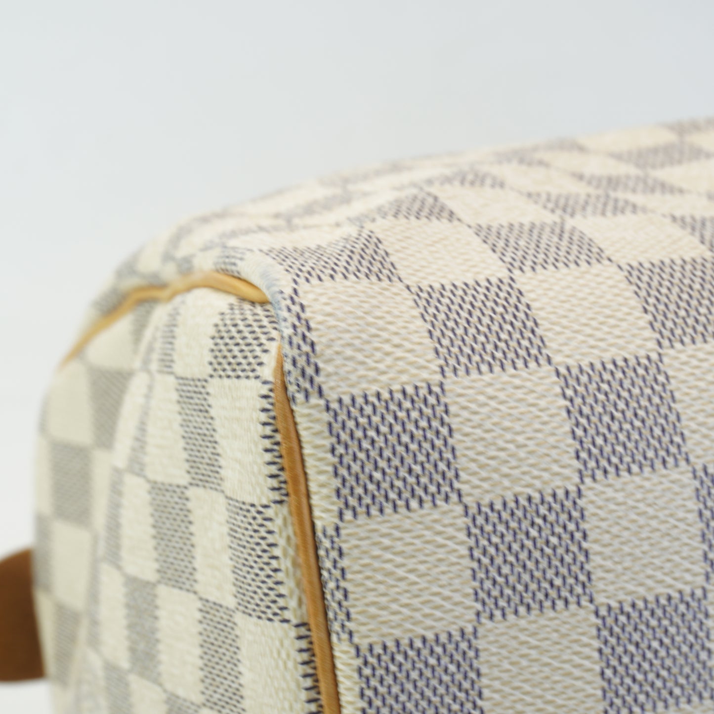 Louis Vuitton	Damier Azur Speedy 25 GHW
