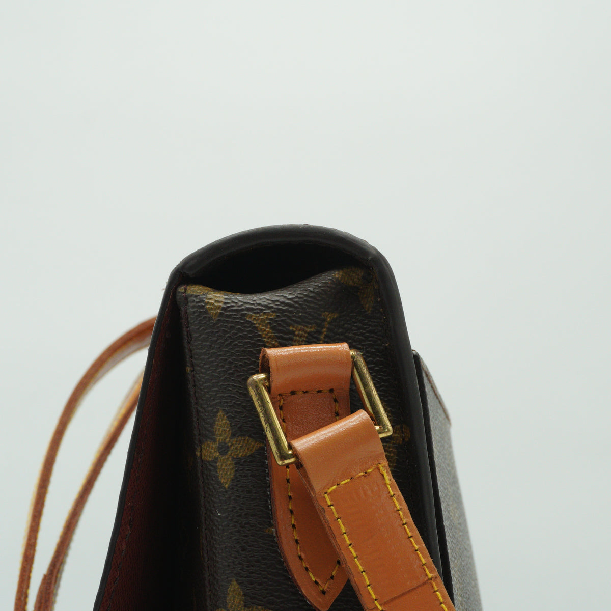 Louis Vuitton	Saint Cloud Crossbody Shoulder Bag GHW Small