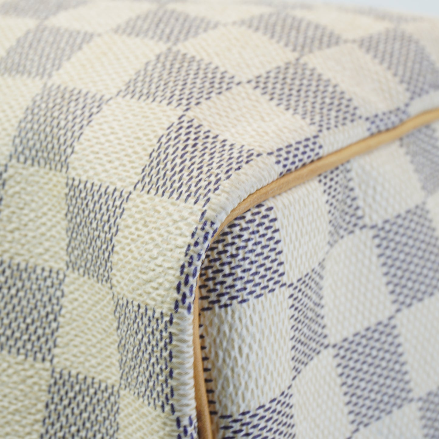 Louis Vuitton	Damier Azur Speedy 25 GHW