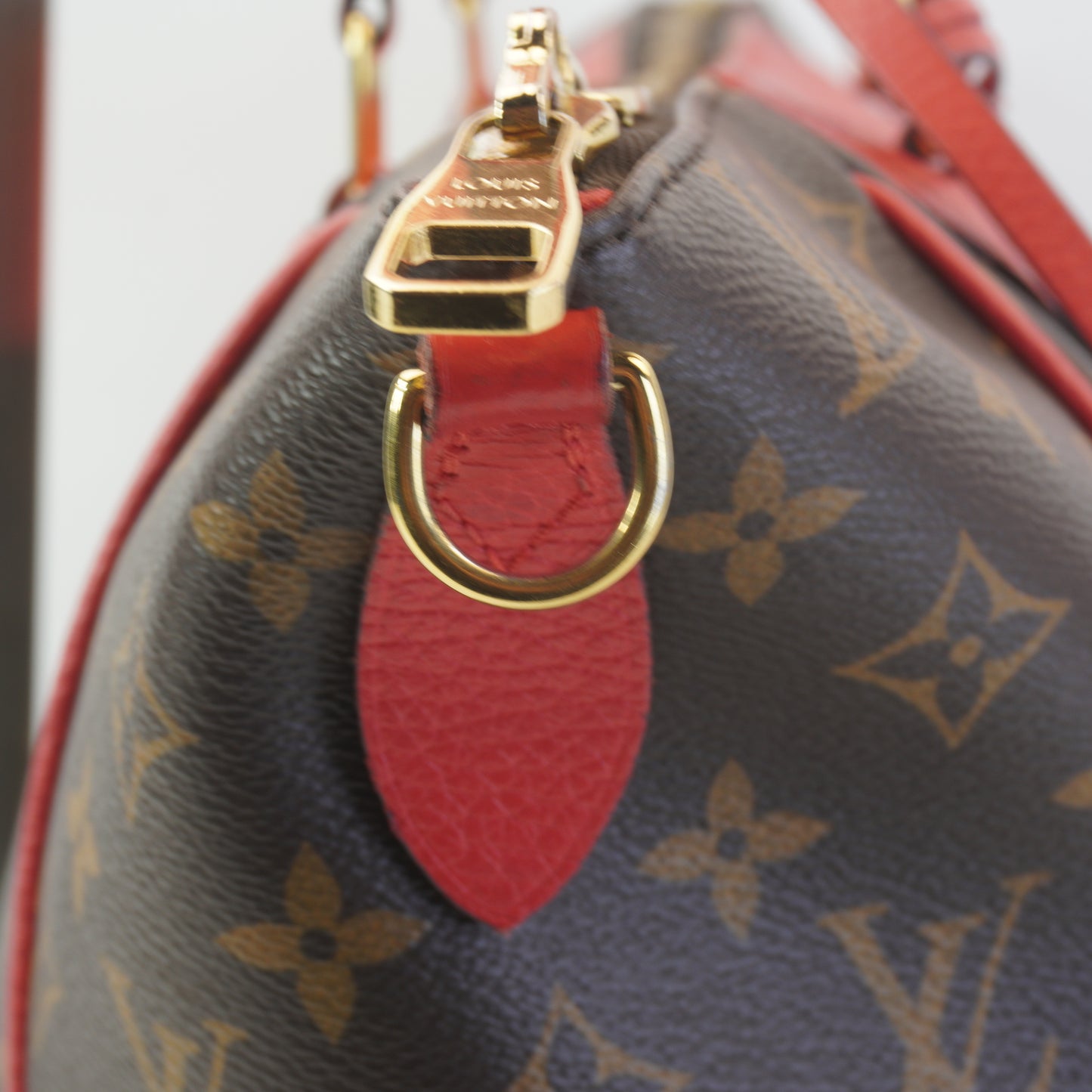 Louis Vuitton	Estrela MM Popy Tote GHW Medium