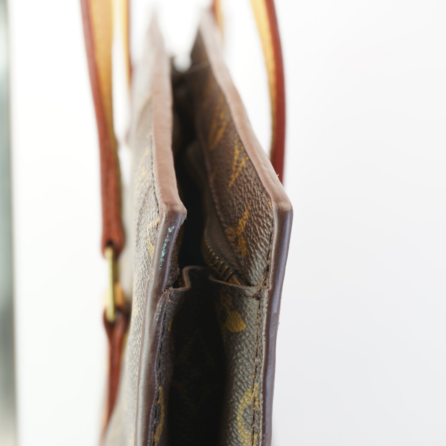 Louis Vuitton	Cav Babylon