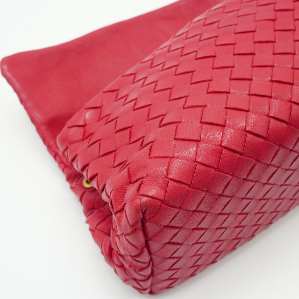 Bottega Veneta	Nappa Intrecciato Flap Clutch Bag Rosa shock GHW