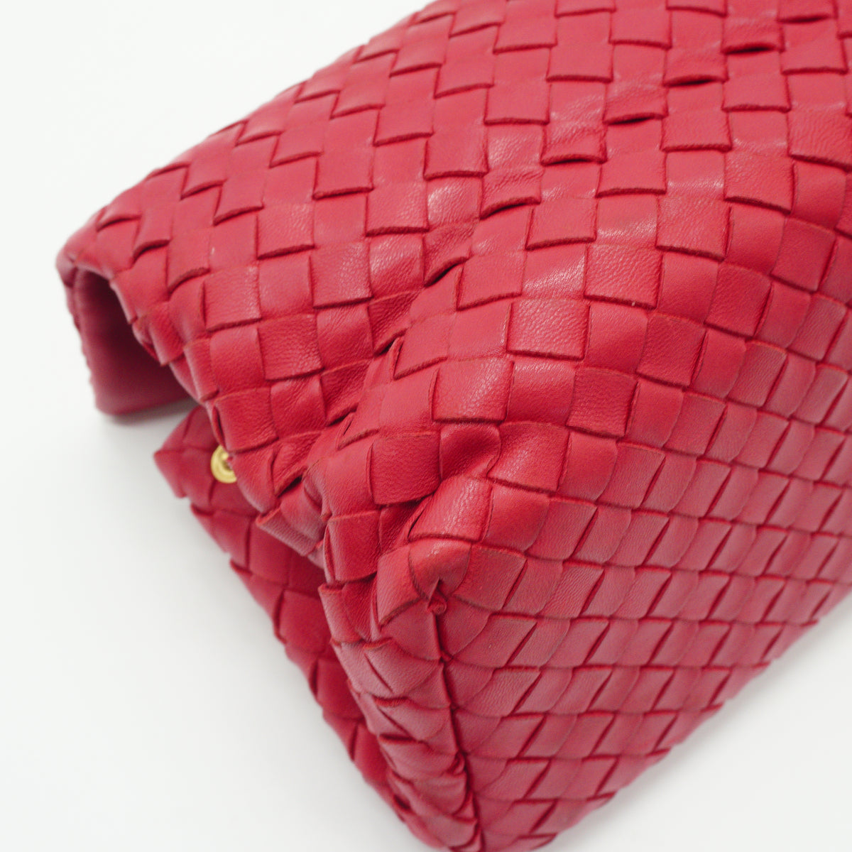 Bottega Veneta	Nappa Intrecciato Flap Clutch Bag Rosa shock GHW