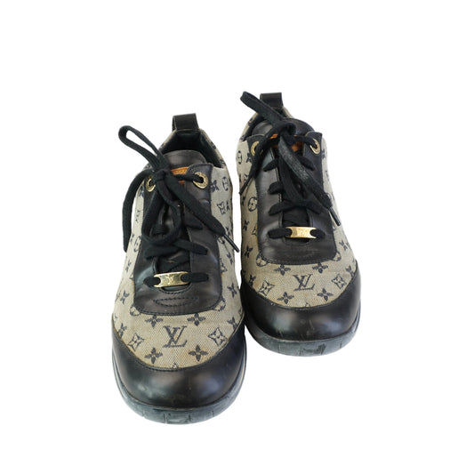 Louis Vuitton	Mono Low Top Sneakers size 37