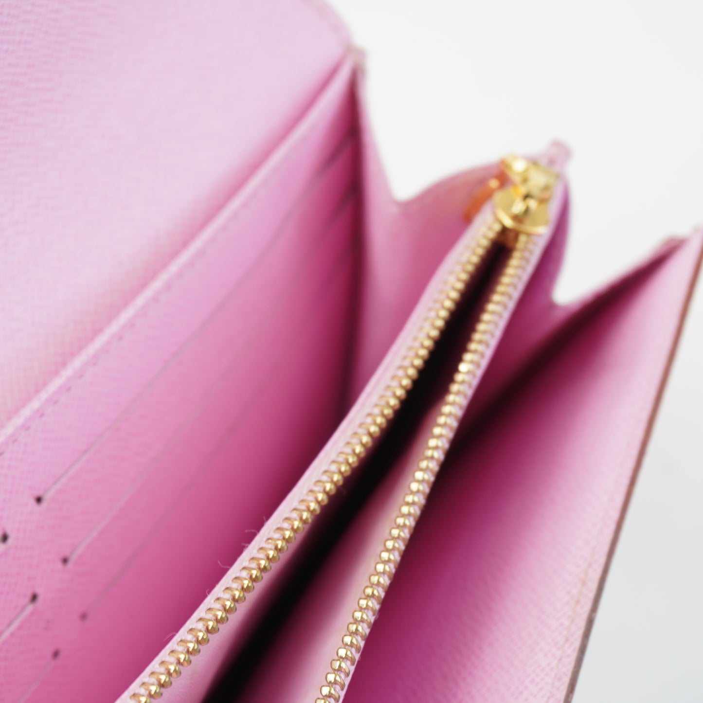 Louis Vuitton	White Mono Multicolore Sarah Wallet