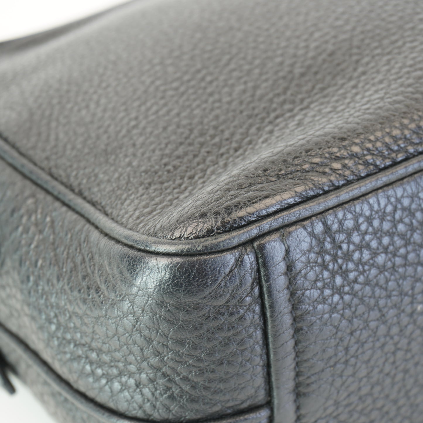 Prada Vintelo Daino Cambag Black