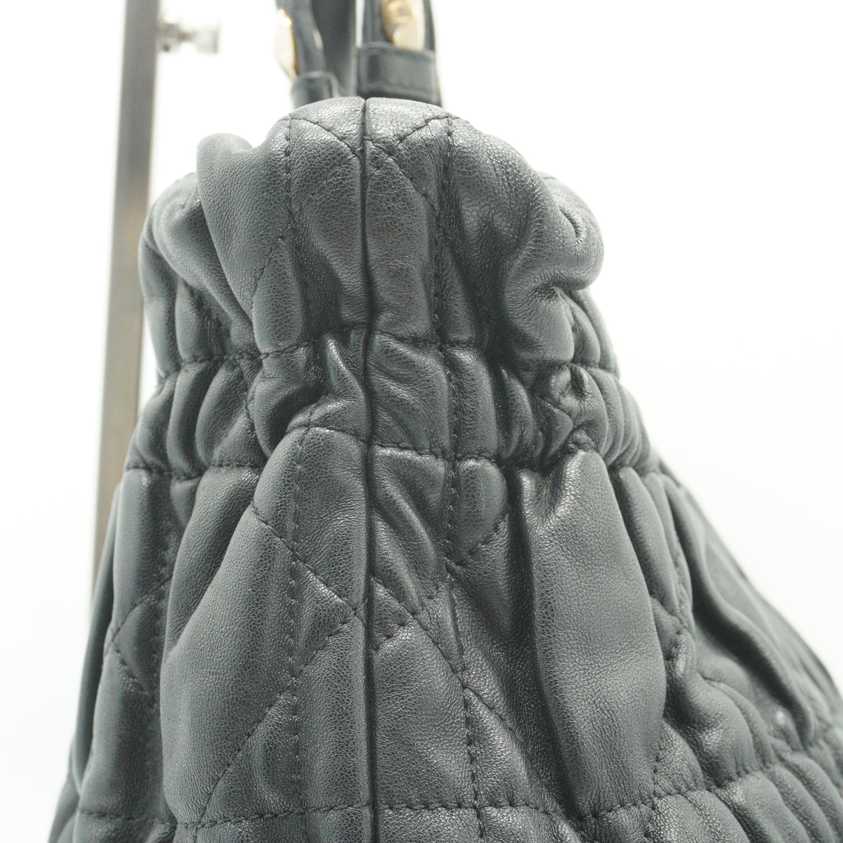 Dior	Lambskin Delices Gaufre Cannage Tote Black Large SHW