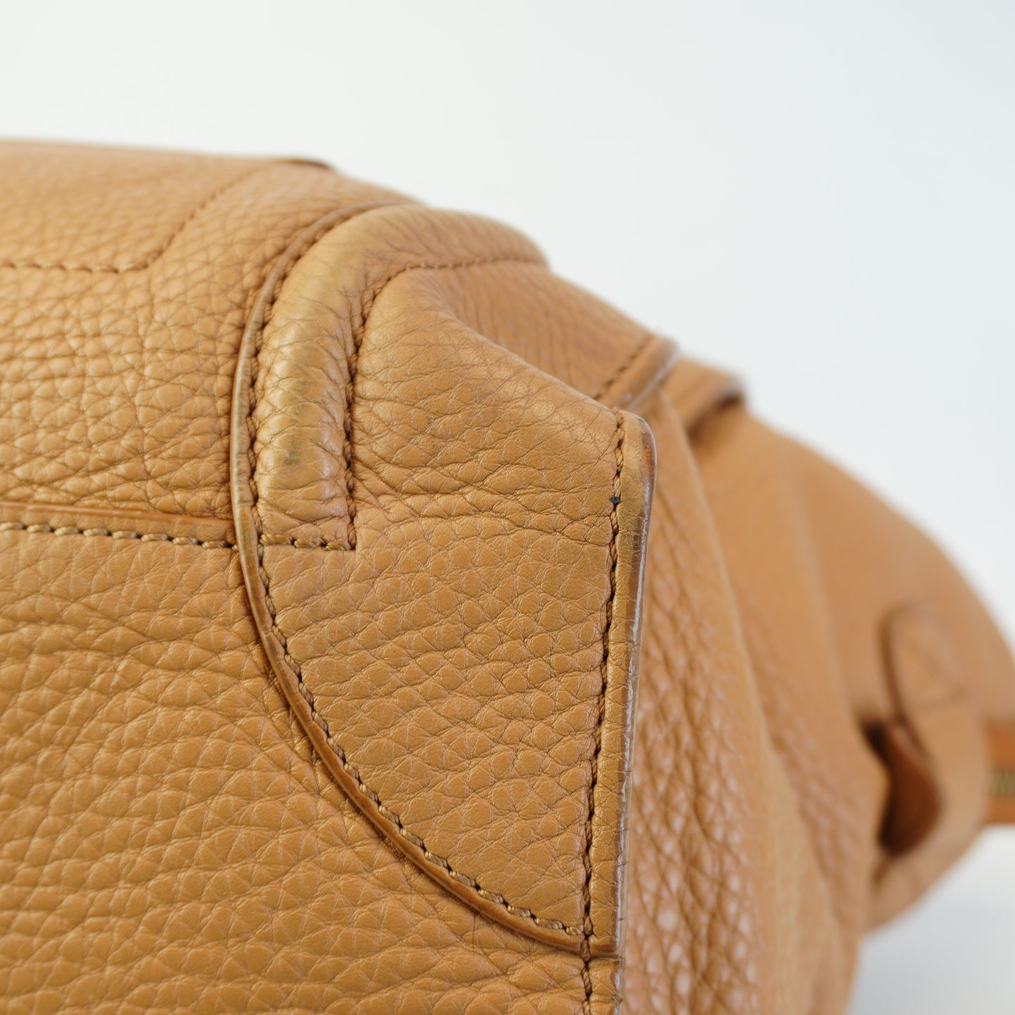 Celine	Luggage  Tote Brown Medium GHW