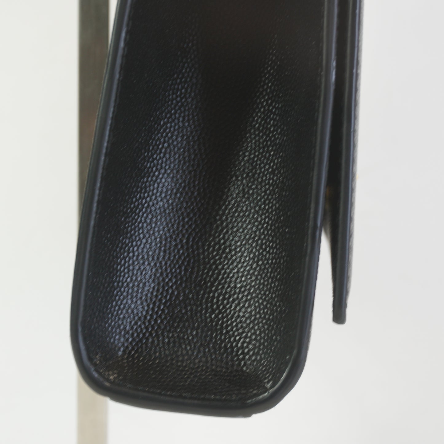 YSL	Kate Black Medium GHW