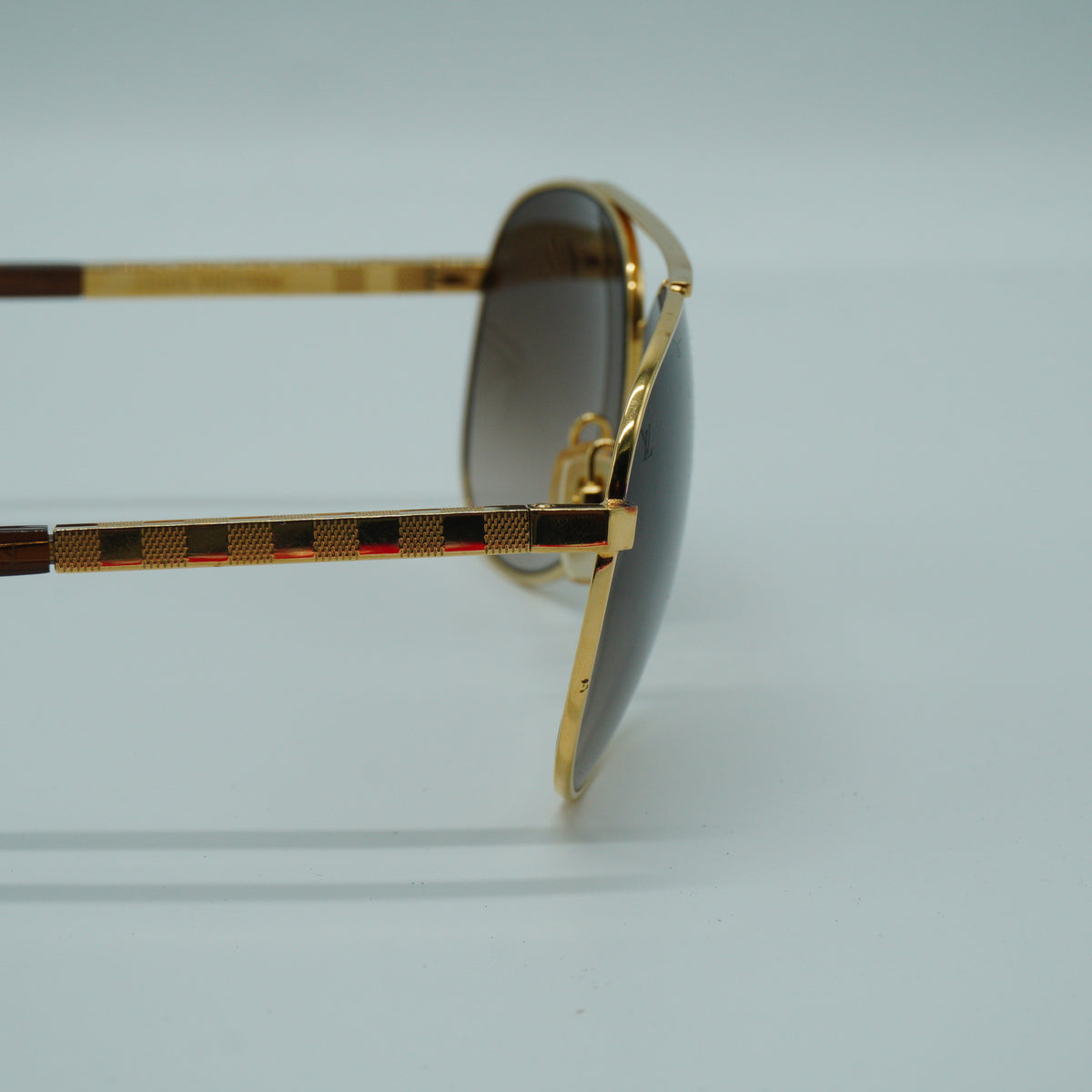 Louis Vuitton Attitude Pilote Sunglasses