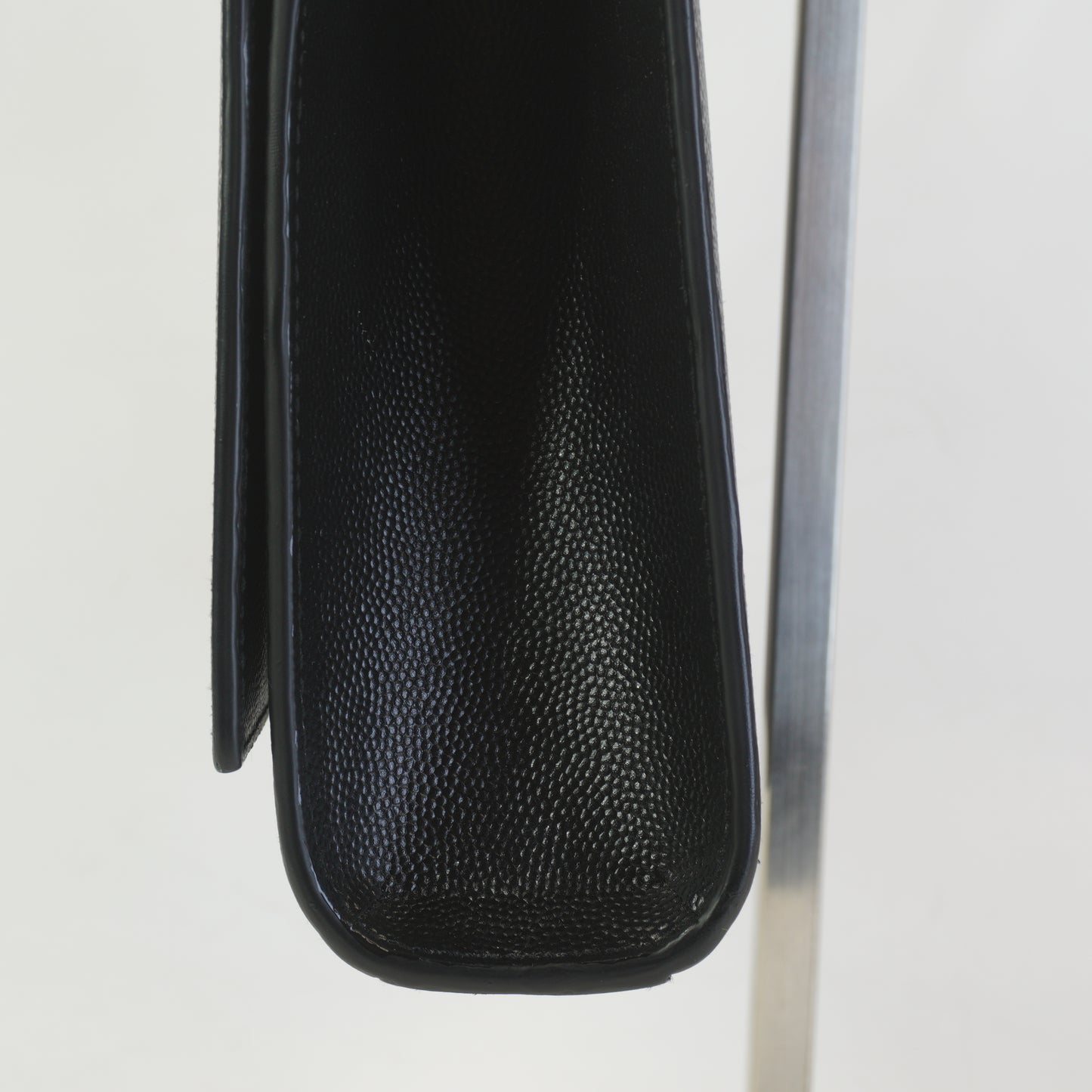 YSL	Kate Black Medium GHW