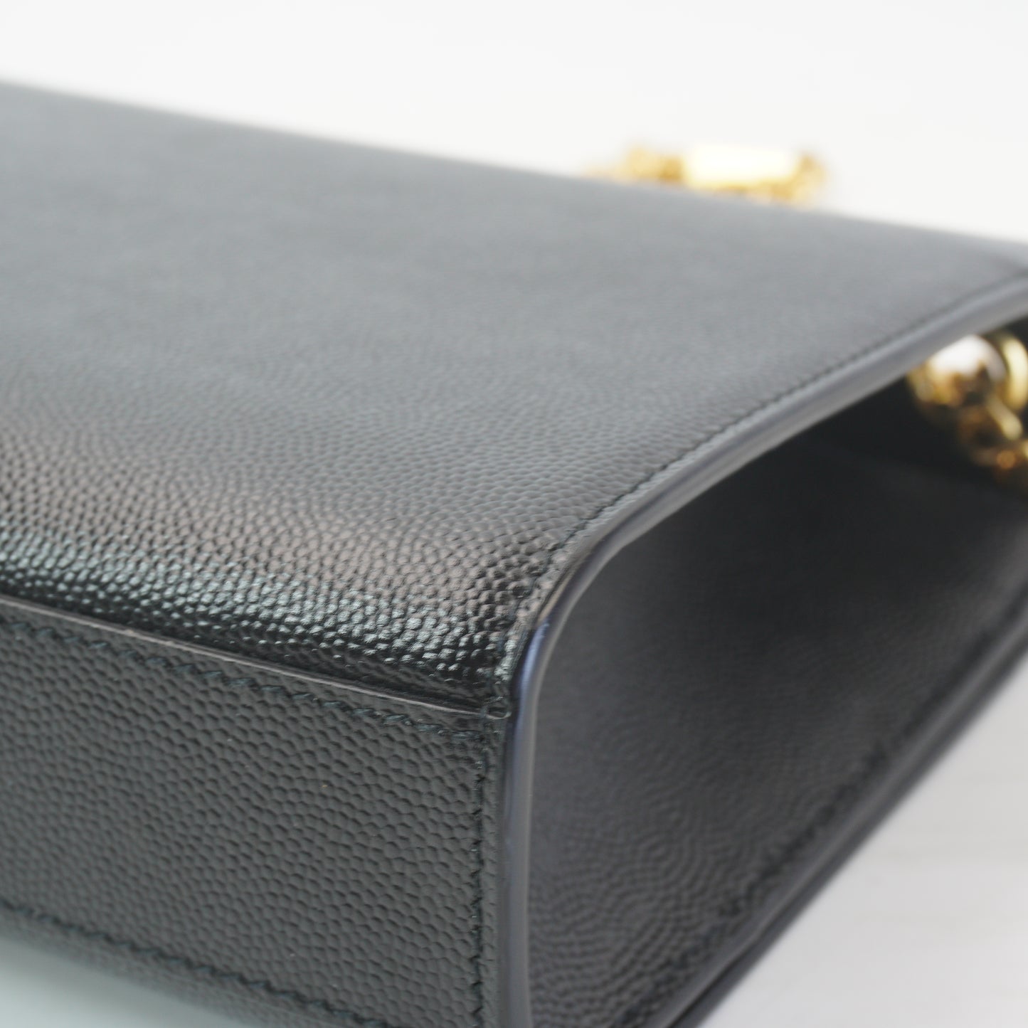YSL	Kate Black Medium GHW