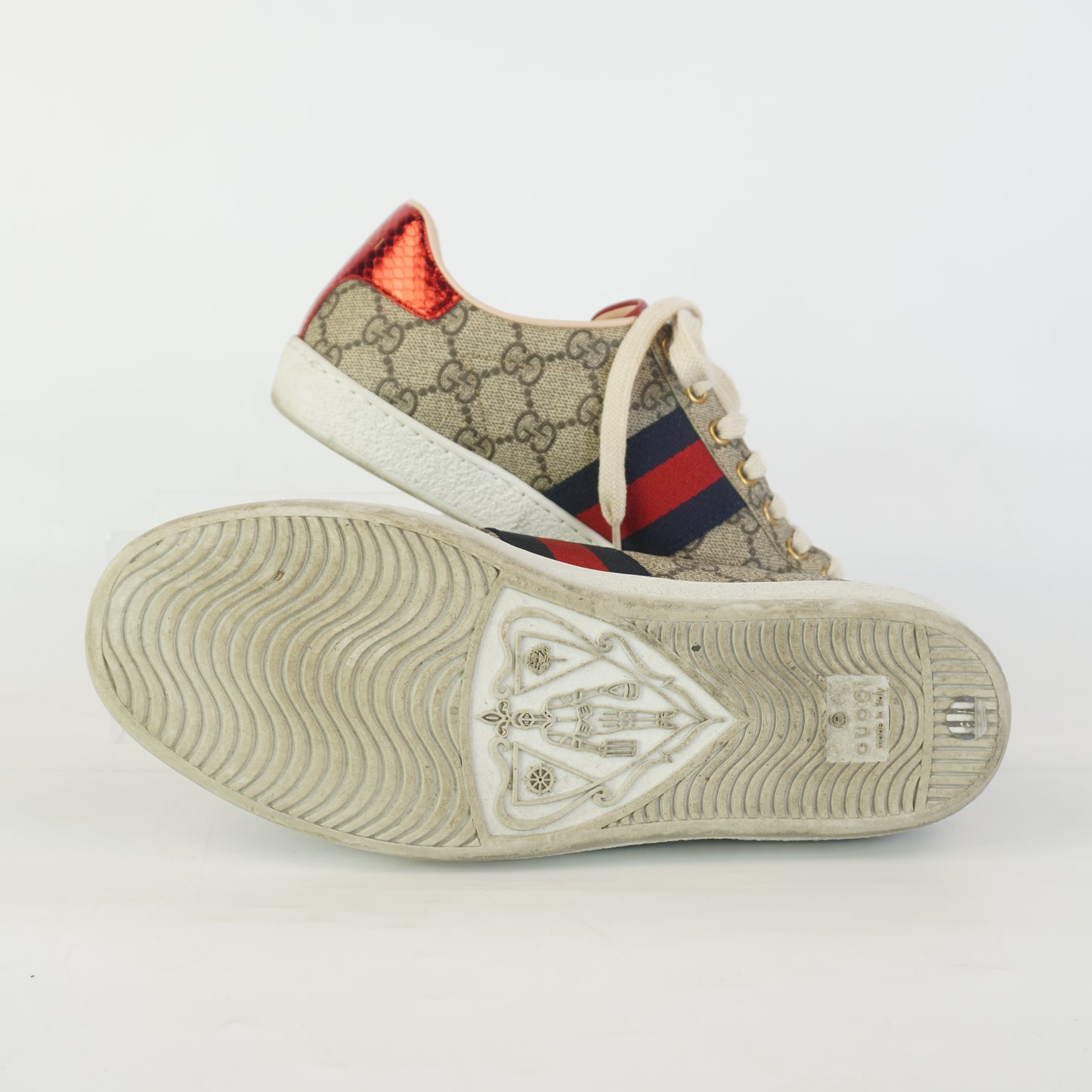 Gucci Ace  GG Supreme size35