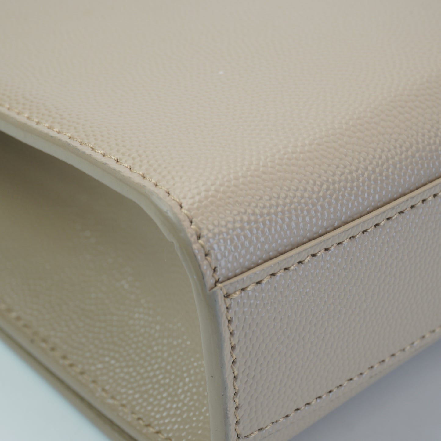 YSL	Kate Beige Medium GHW